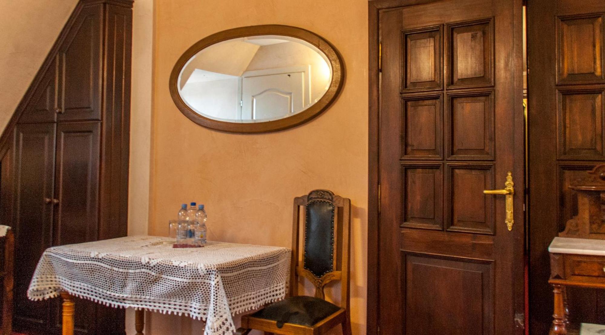 Dwor Anna Bed & Breakfast Ciecierzyn Cameră foto
