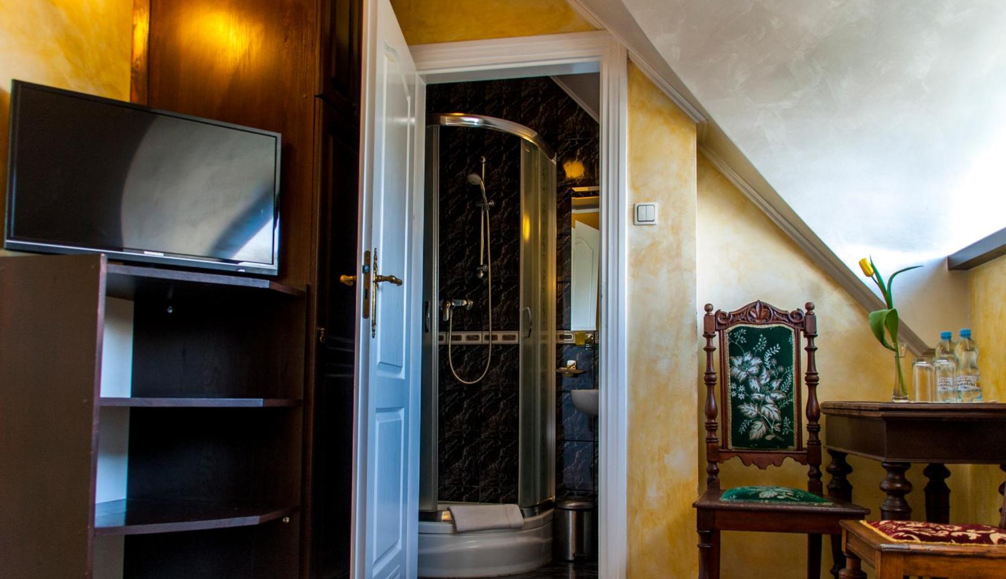 Dwor Anna Bed & Breakfast Ciecierzyn Cameră foto