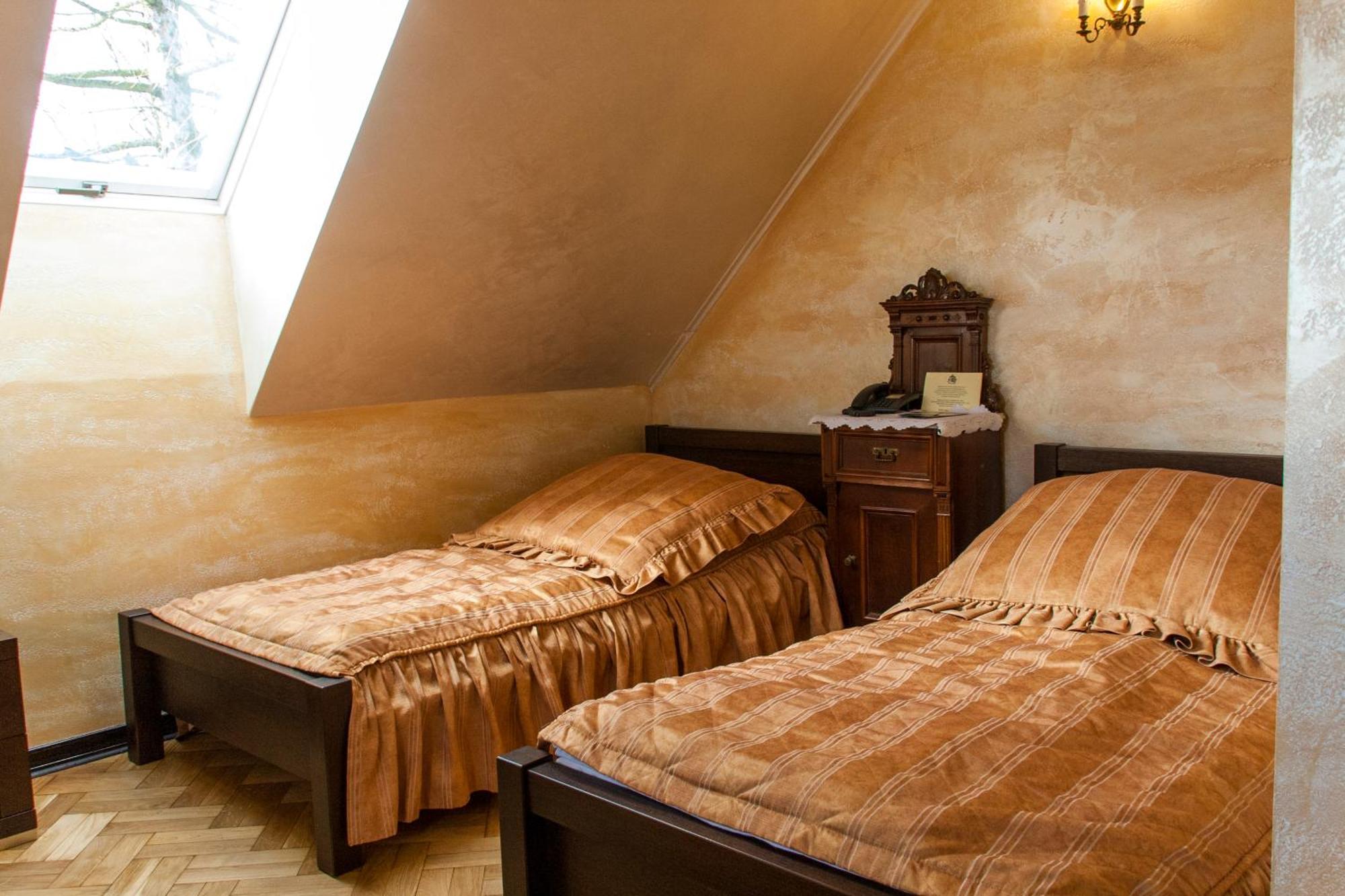 Dwor Anna Bed & Breakfast Ciecierzyn Cameră foto