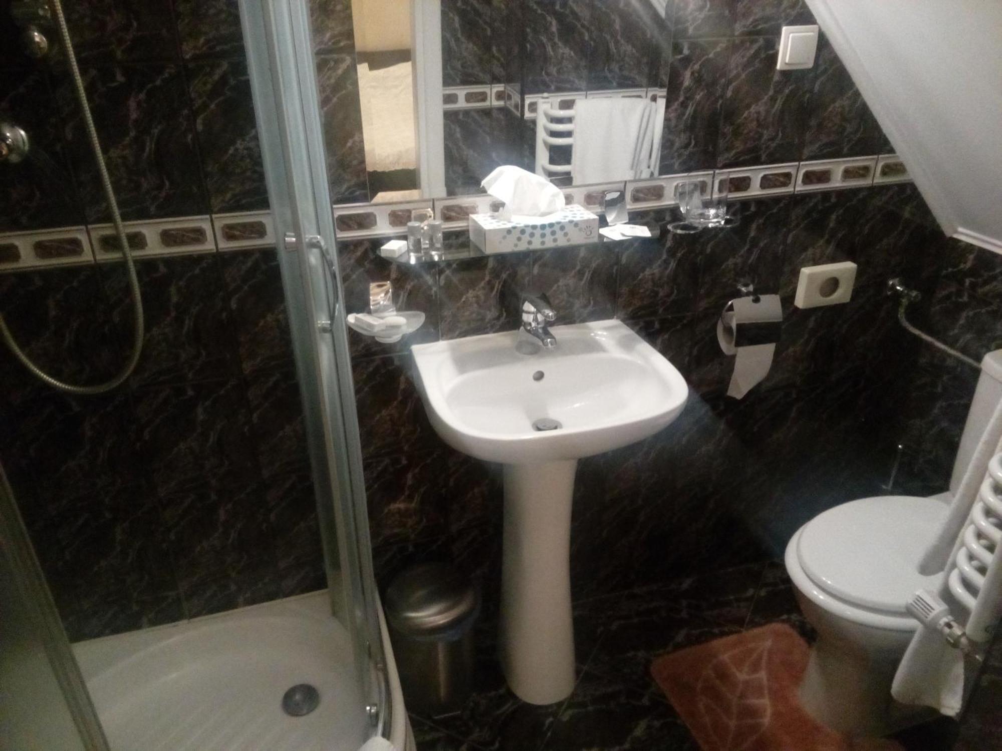 Dwor Anna Bed & Breakfast Ciecierzyn Cameră foto